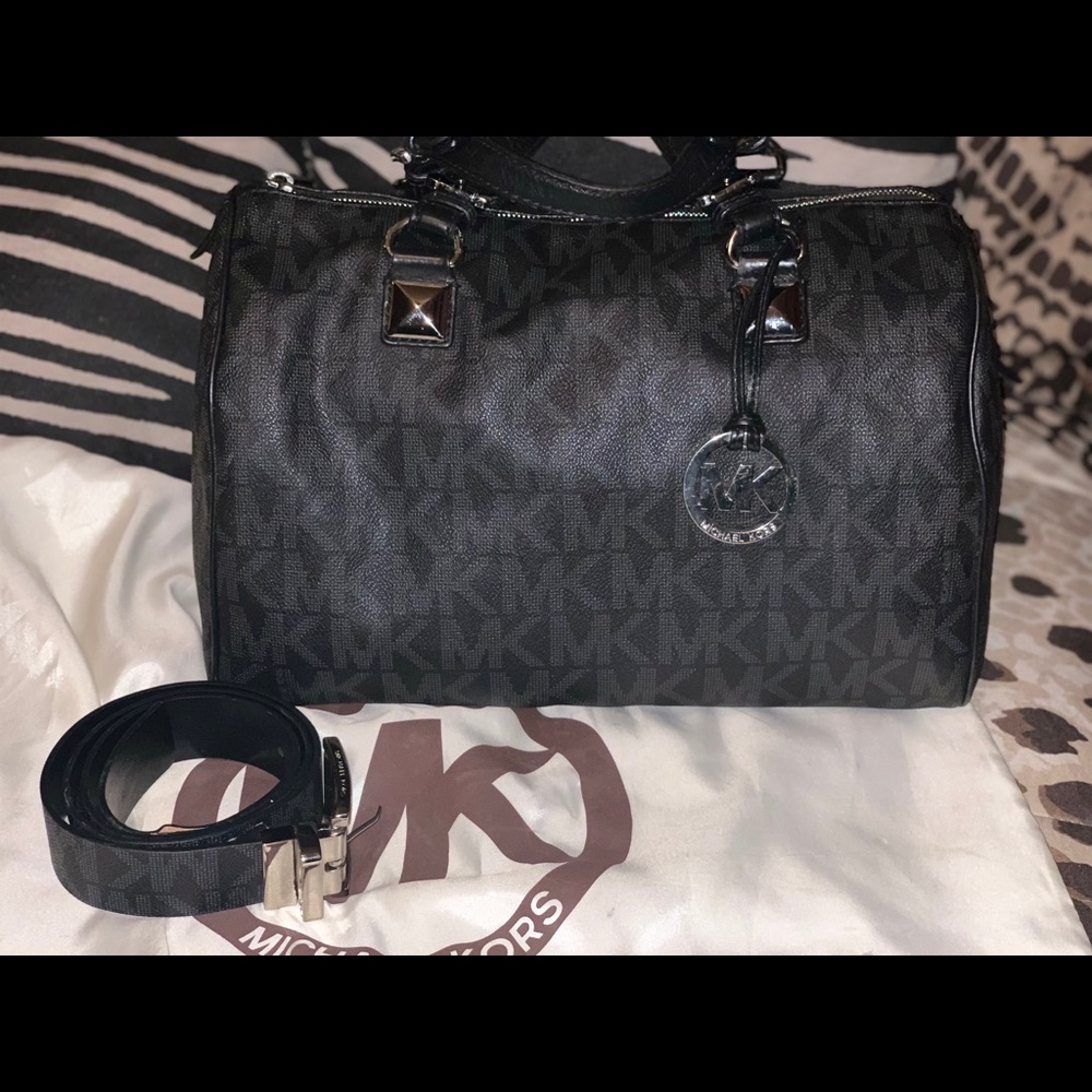 Handbag and matching belt